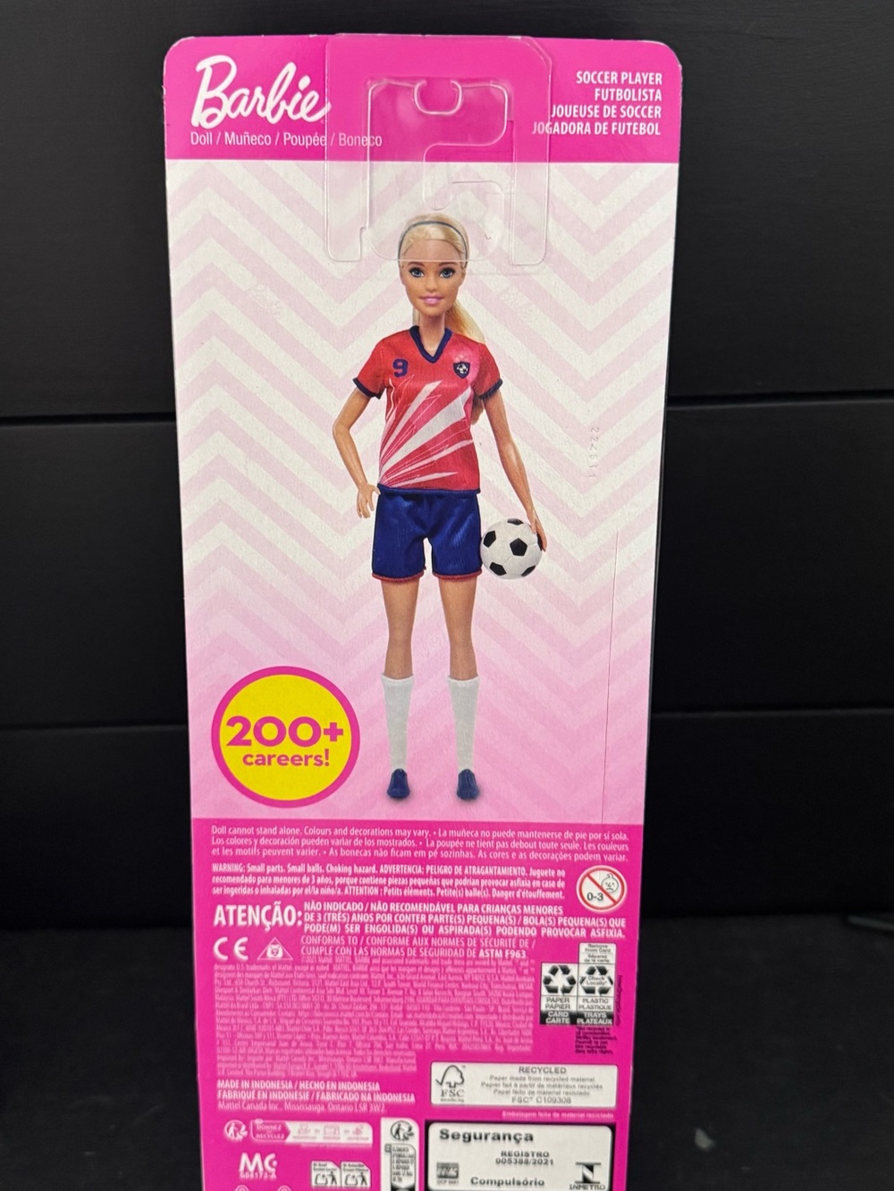 NEW Mattel BARBIE Doll You Can Be Anything - Soccer Player #9 Blonde USA Uniform - Picture 4 of 5